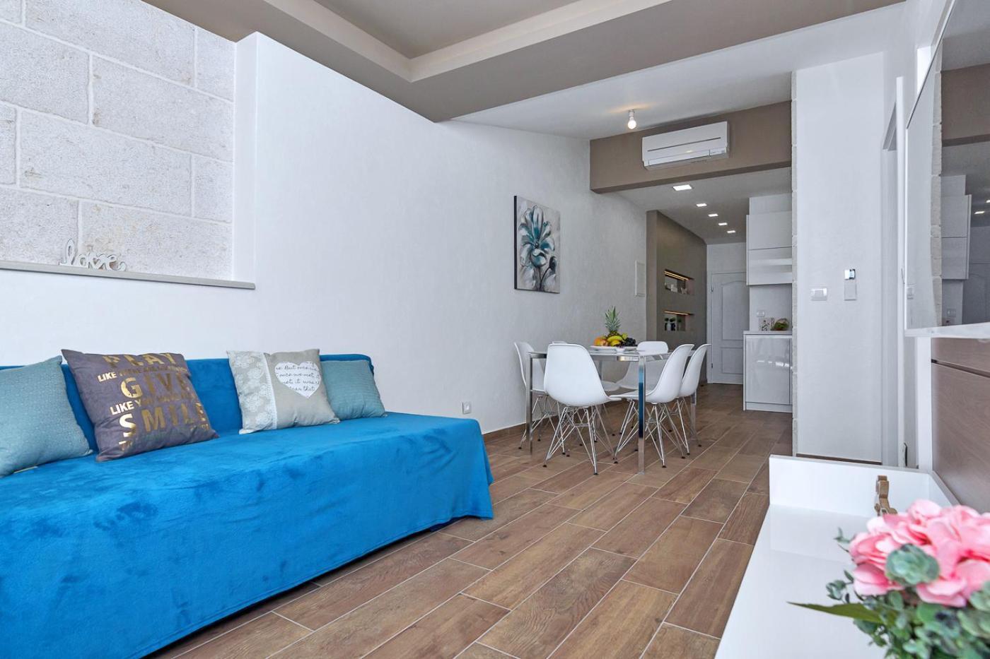 Apartments Riva 투체피 외부 사진